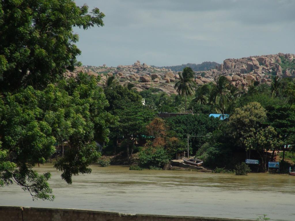 Shambhu Guest House Hampi Εξωτερικό φωτογραφία